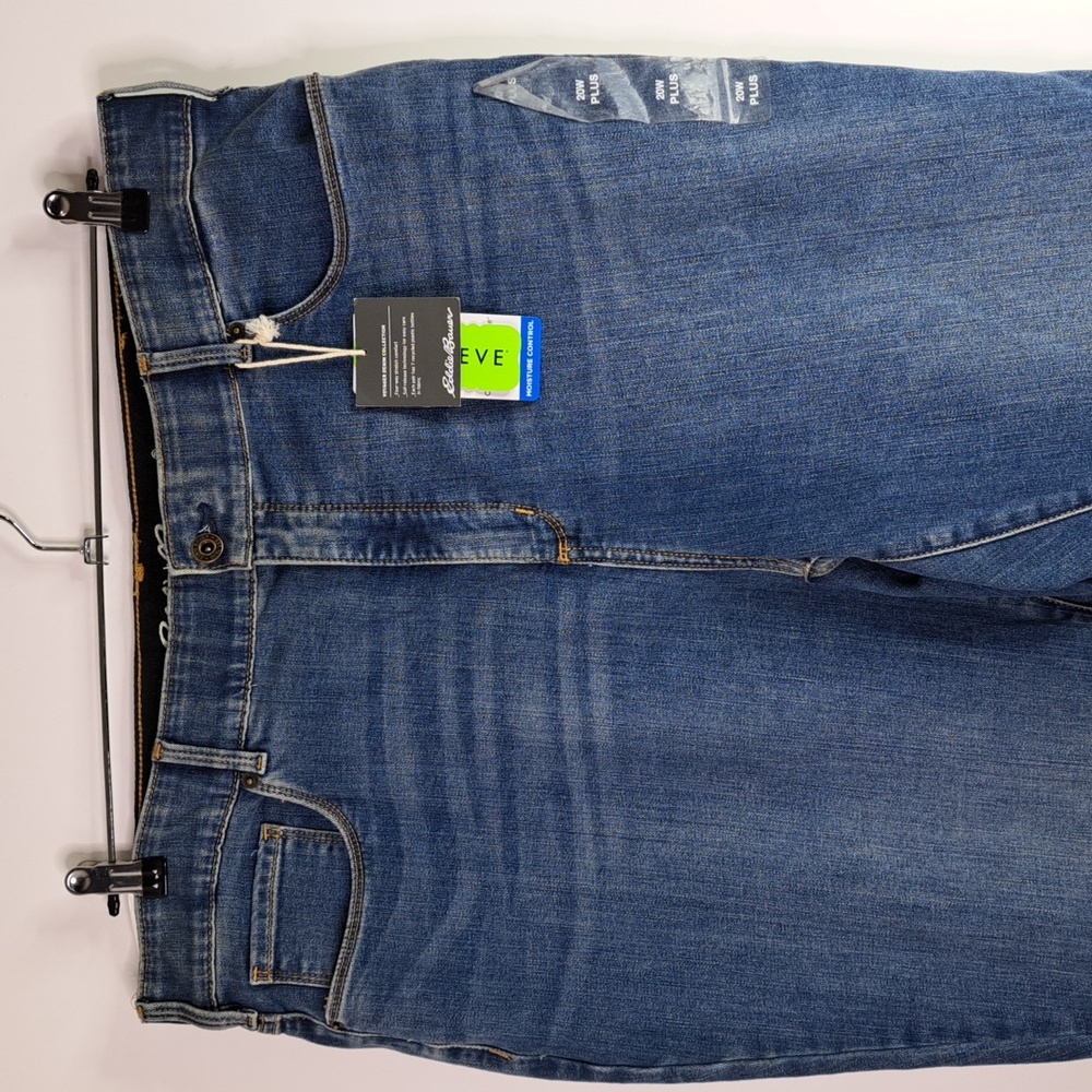New Eddie Bauer Voyager High Rise Straight Sorbtek Blue Jeans Size 20W - Picture 3 of 17